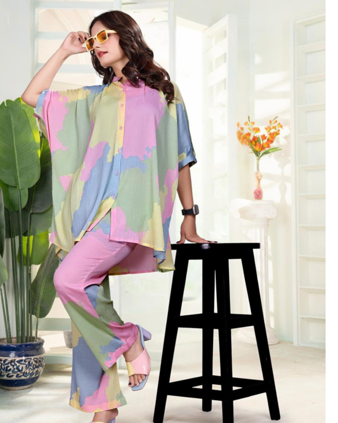 Pastel oversized shirt – close-up Coord Set